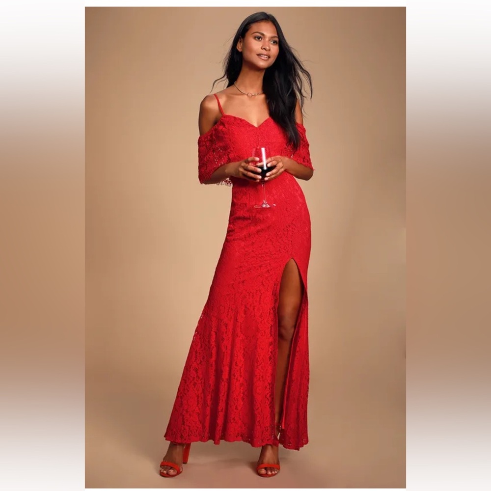 NWT Lulus XS red lace maxi dress